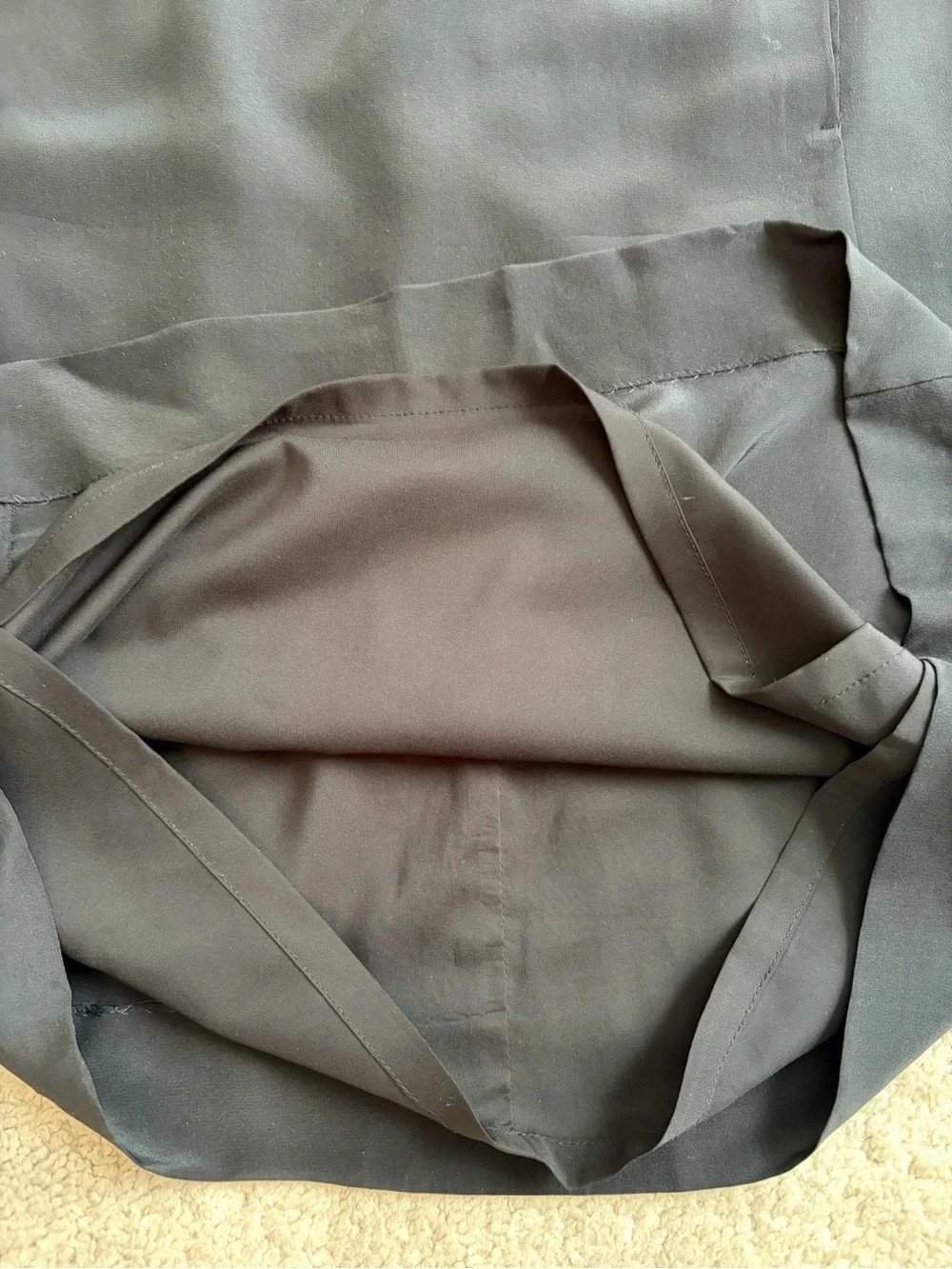 Tory Burch 100% Silk Black Dress‎ Long Sleeve Keyhole Neckline Belted Size 8